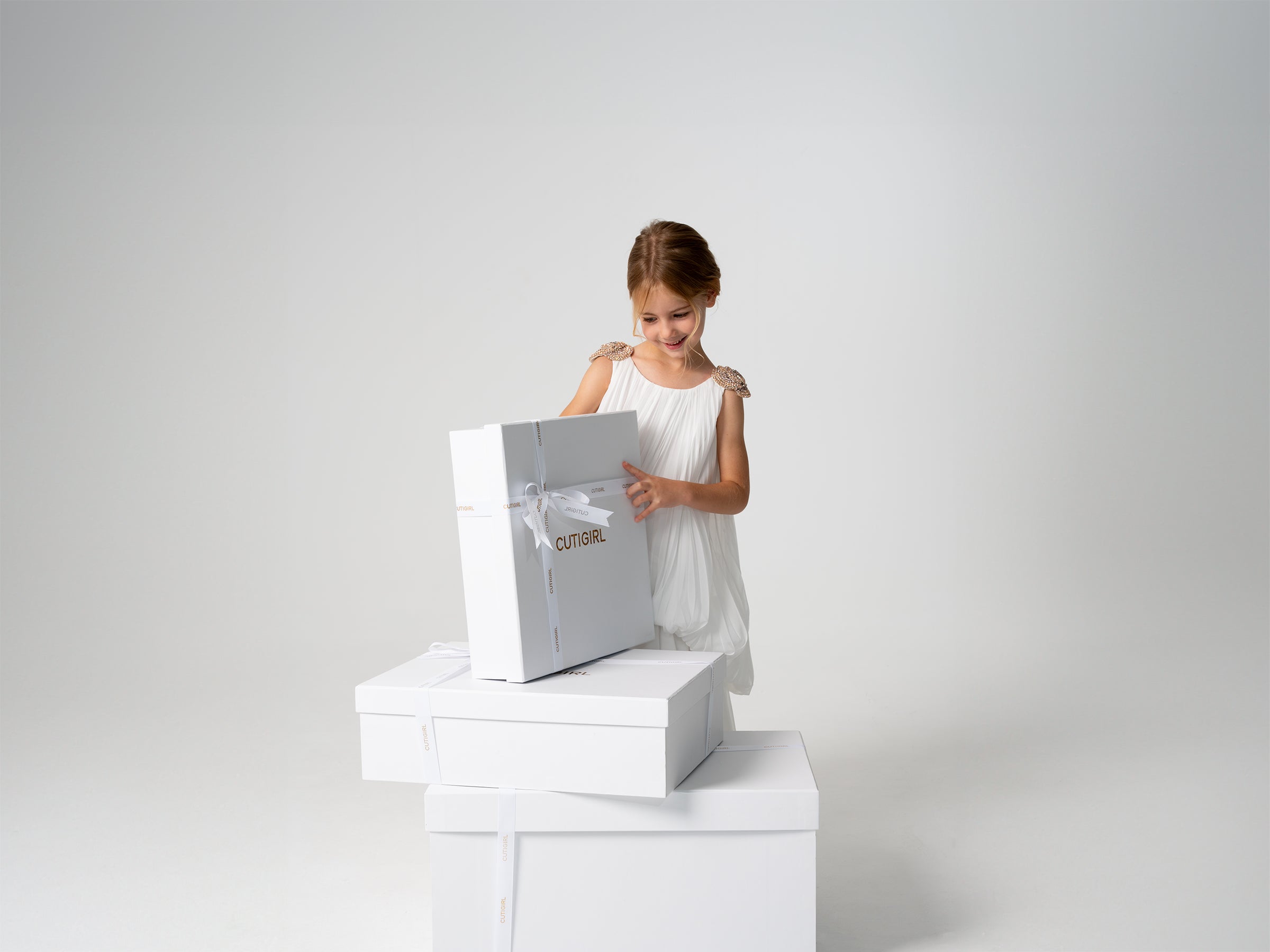 CutiGirl Luxury Box Delivery